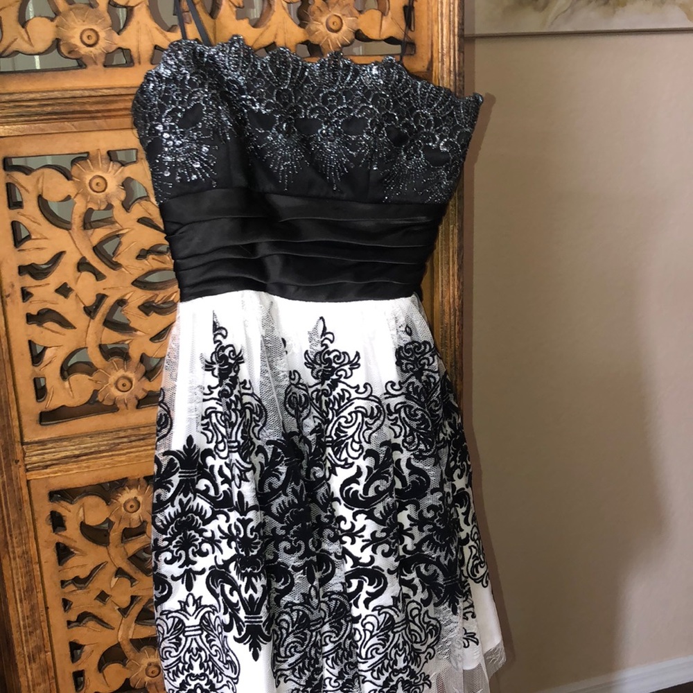 Black and white dress